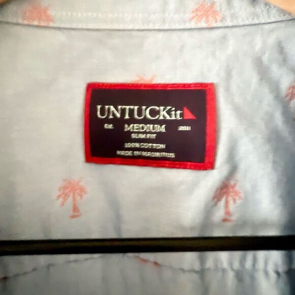 Untuckit Hamilton Slim Fit Short Sleeve Cotton Button Down in Blue Palm - Size M - Picture 4 of 5